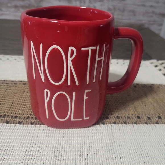 Rae Dunn North Pole Mug - Picture 3 of 3